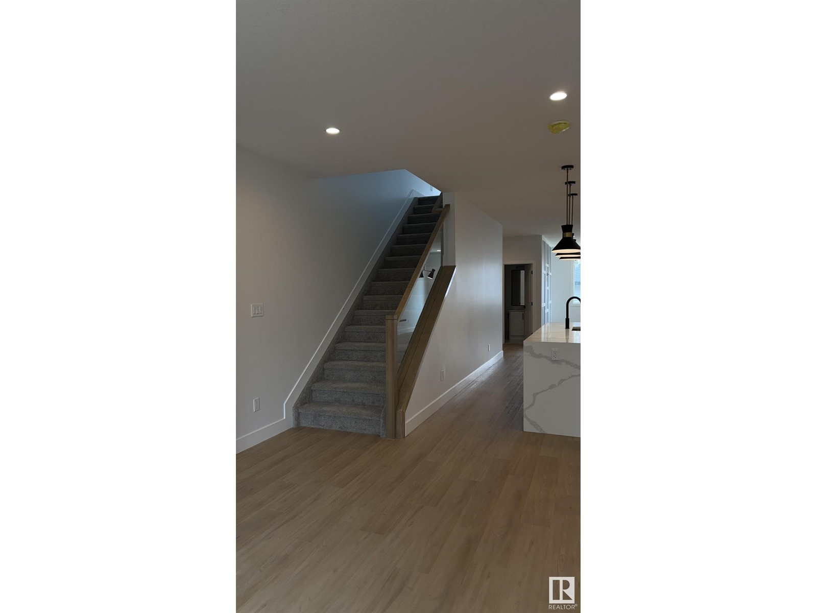 11138 126 ST E NW