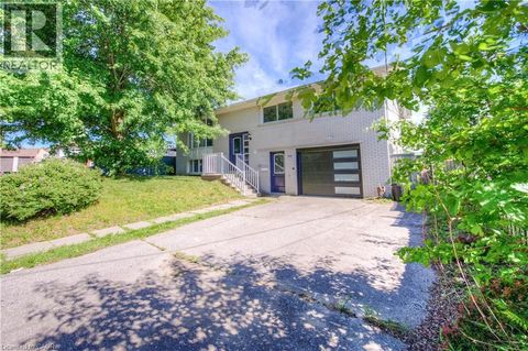 279 DIXON Street Kitchener ON N2G3G1