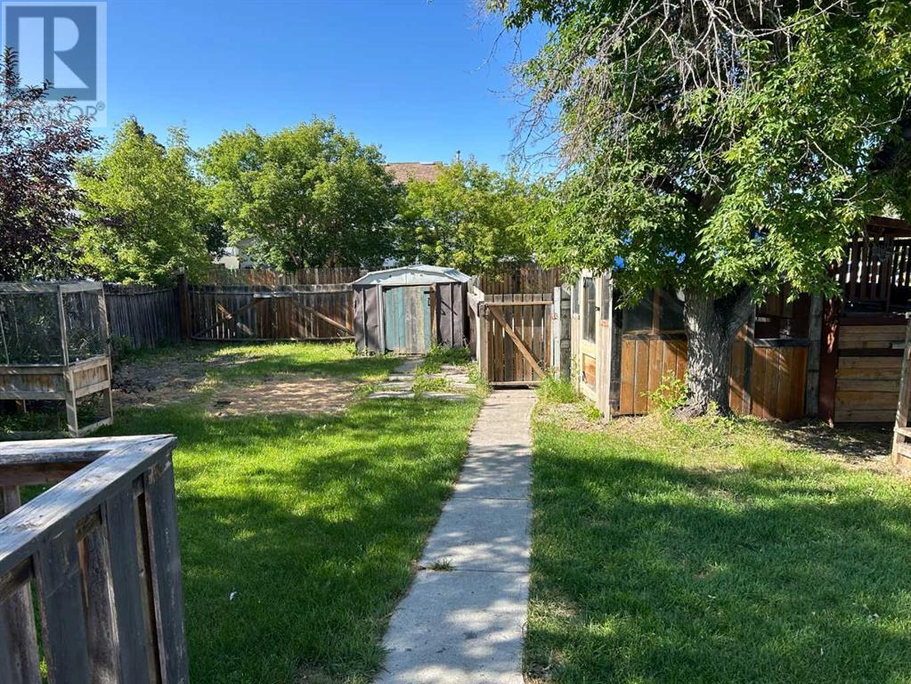 3 Falwood Place NE