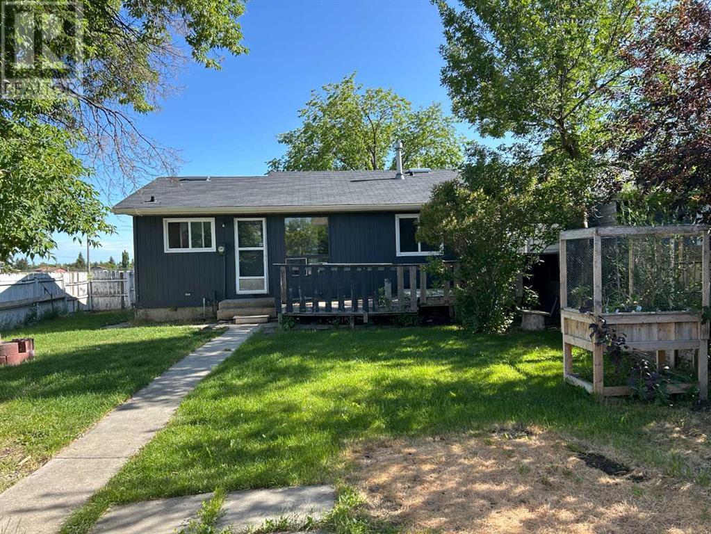 3 Falwood Place NE