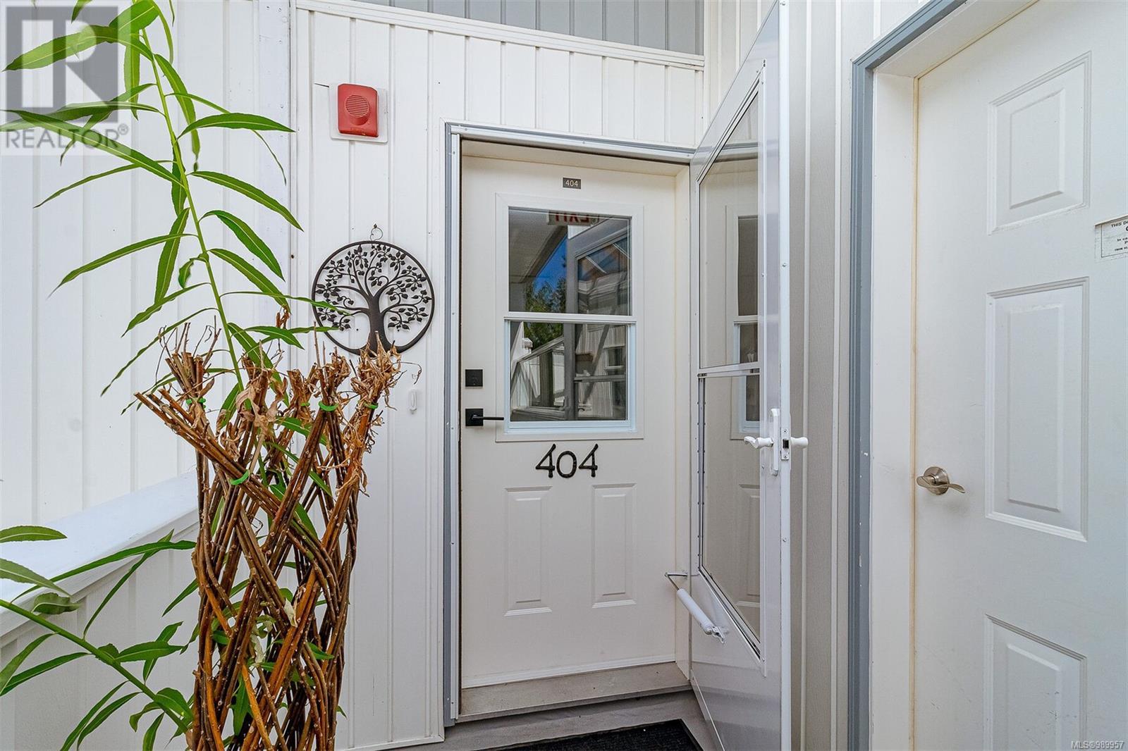404 9958 Daniel St