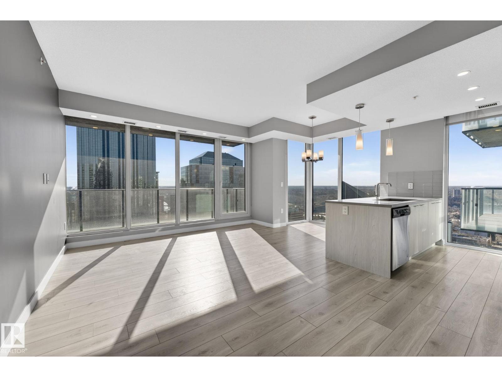 #3104 10180 103 ST NW