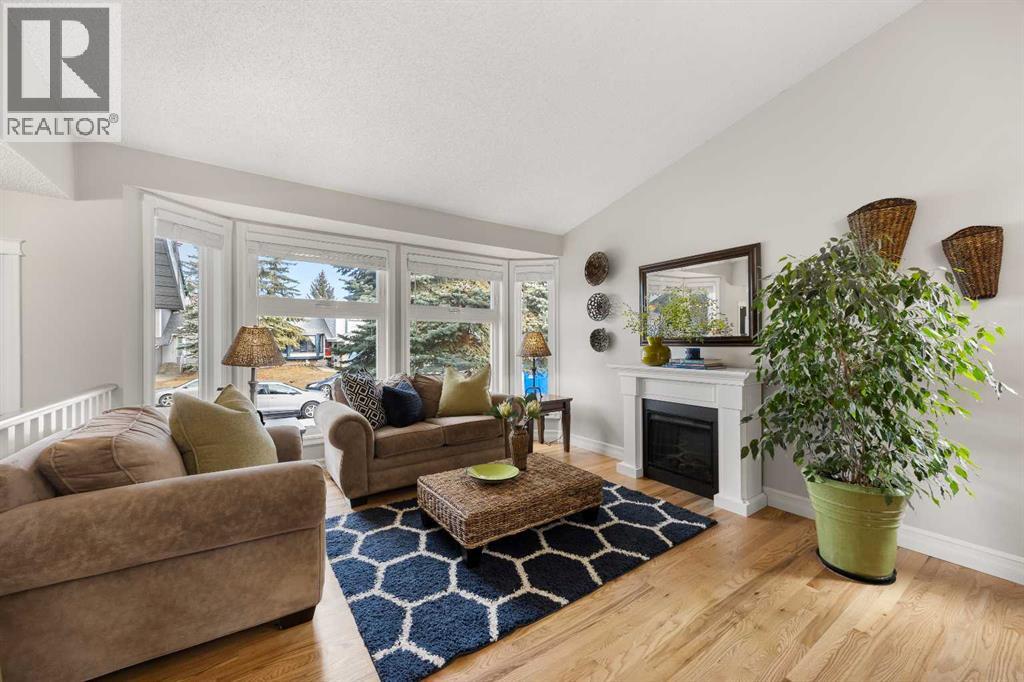 98 Sunvista Close SE