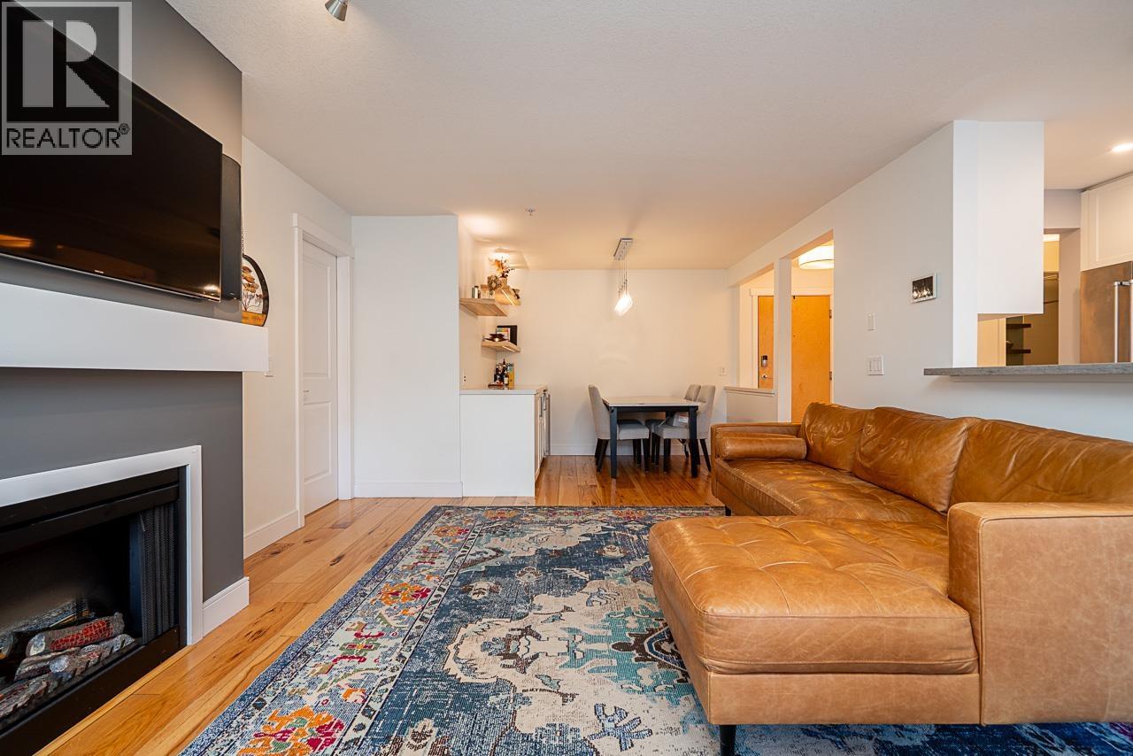 315 801 KLAHANIE DRIVE