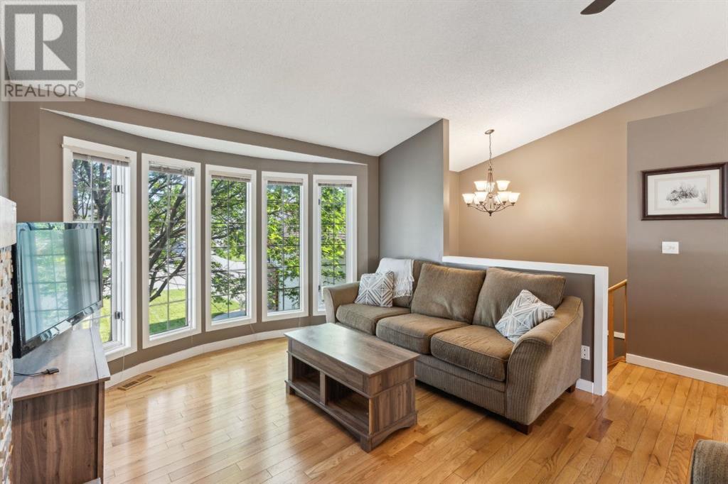 8 West Mackay Crescent