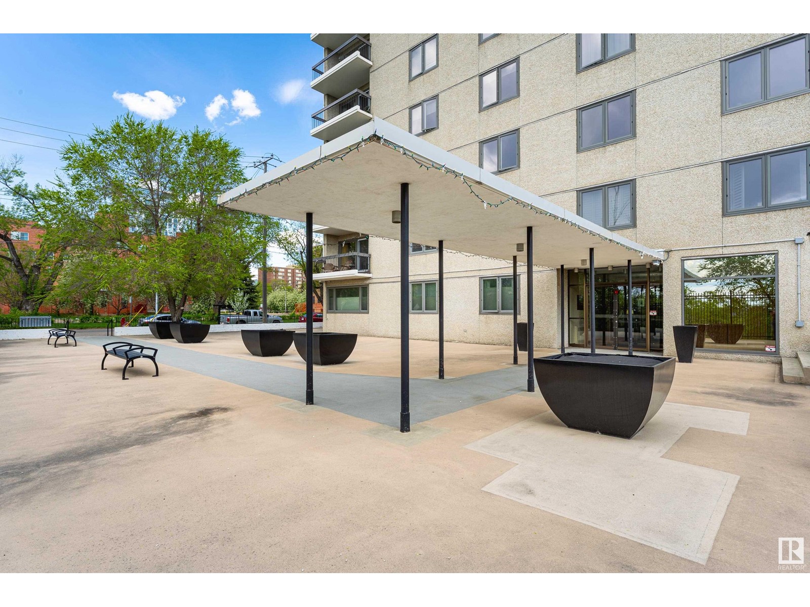 #903 9737 112 ST NW NW