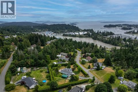 10978 Cedar Lane North Saanich BC V8L5R1