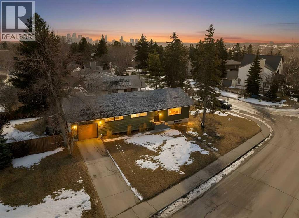 2940 Toronto Crescent NW