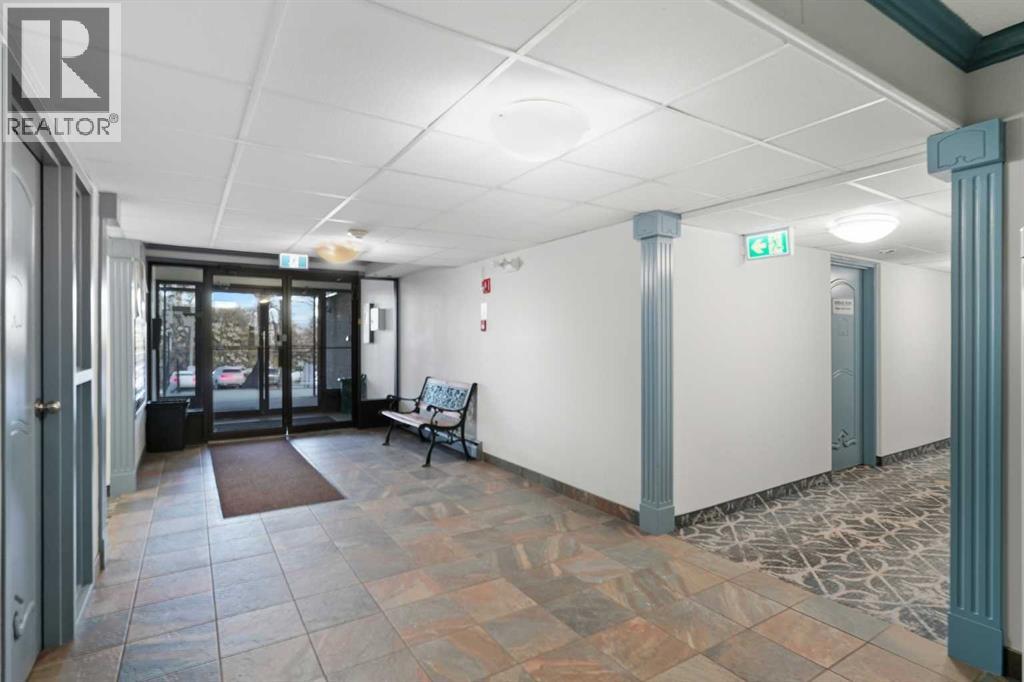 492, 8948 Elbow Drive SW