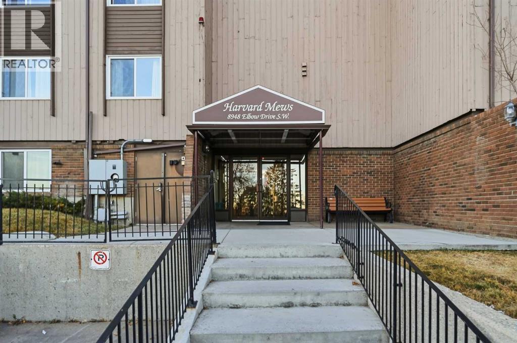 492, 8948 Elbow Drive SW