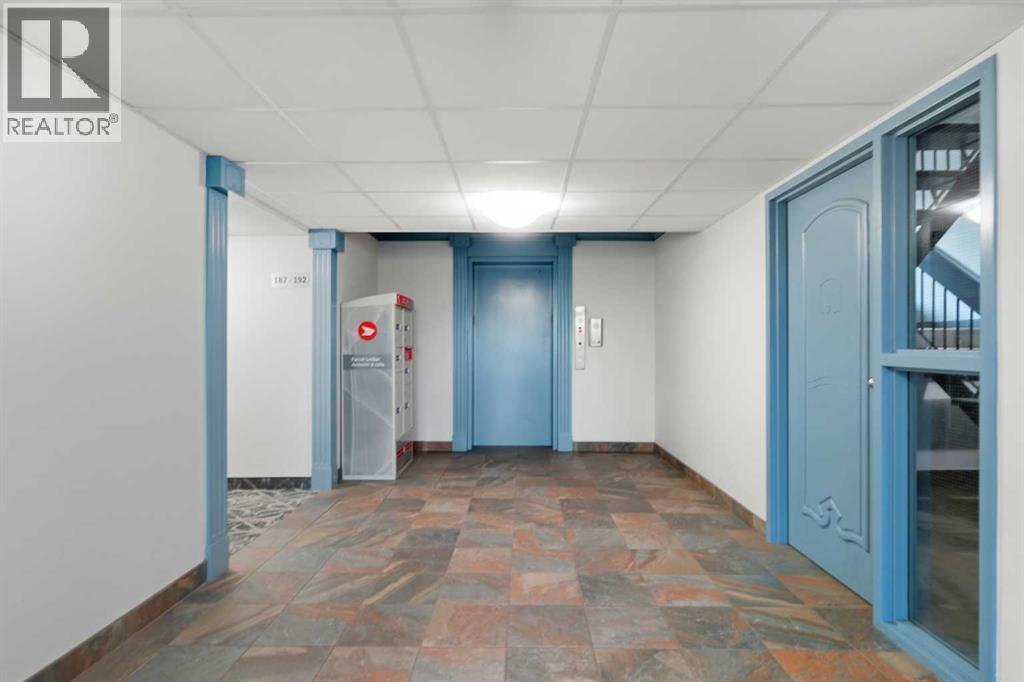 492, 8948 Elbow Drive SW