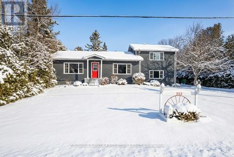 352 HIGHWAY 15 Rideau Lakes ON K7A0E5