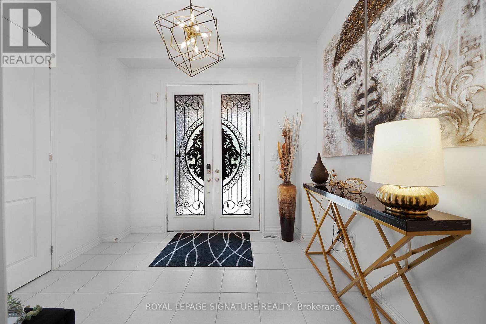 372 CLOCKWORK DRIVE