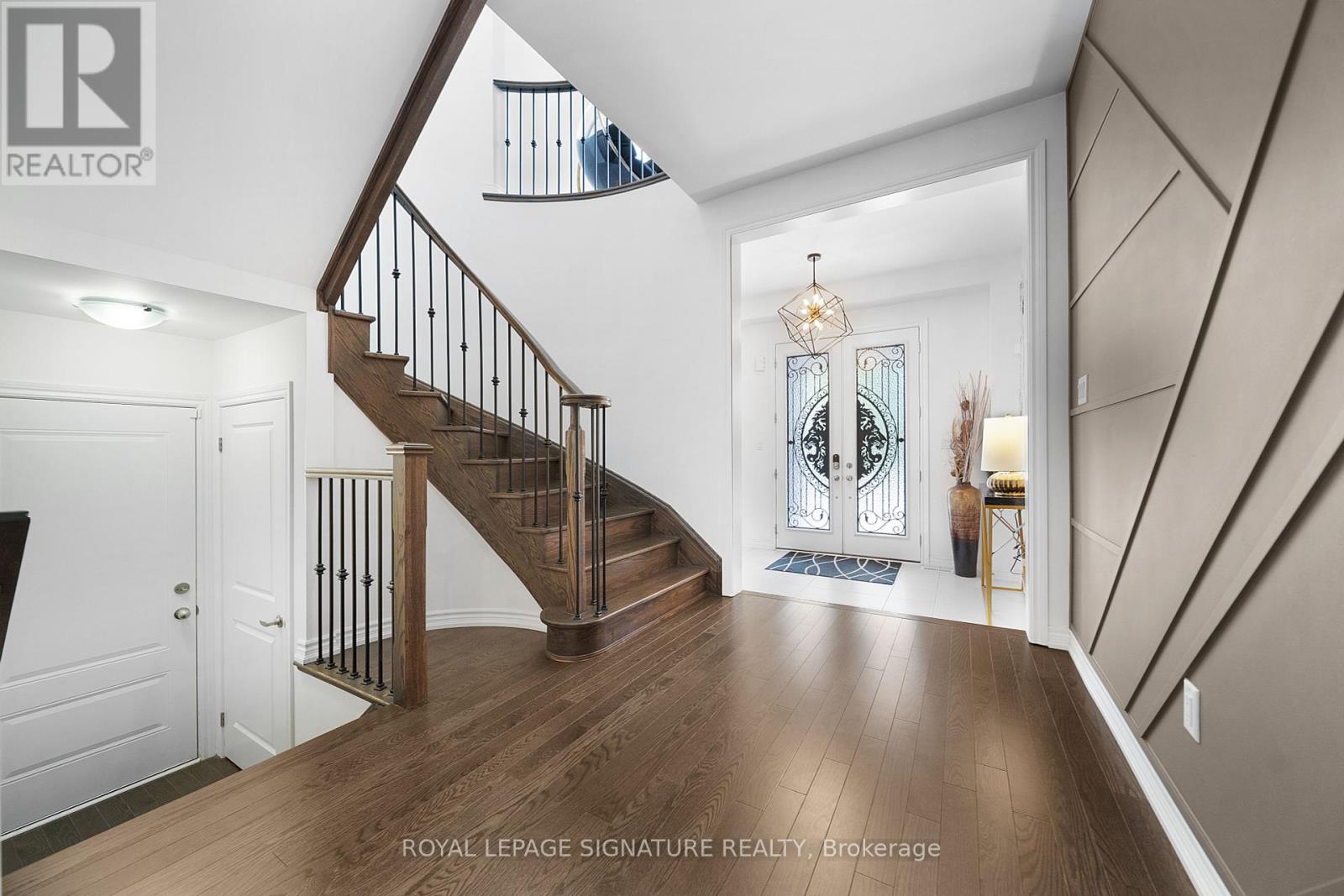 372 CLOCKWORK DRIVE