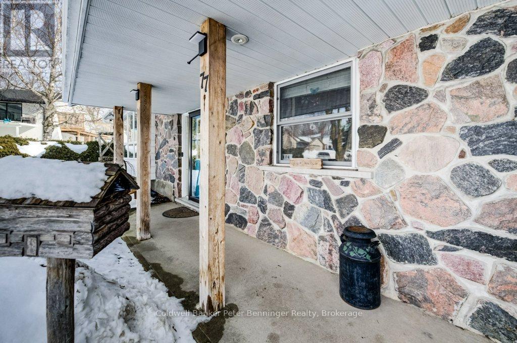 77 2ND STREET CRESCENT