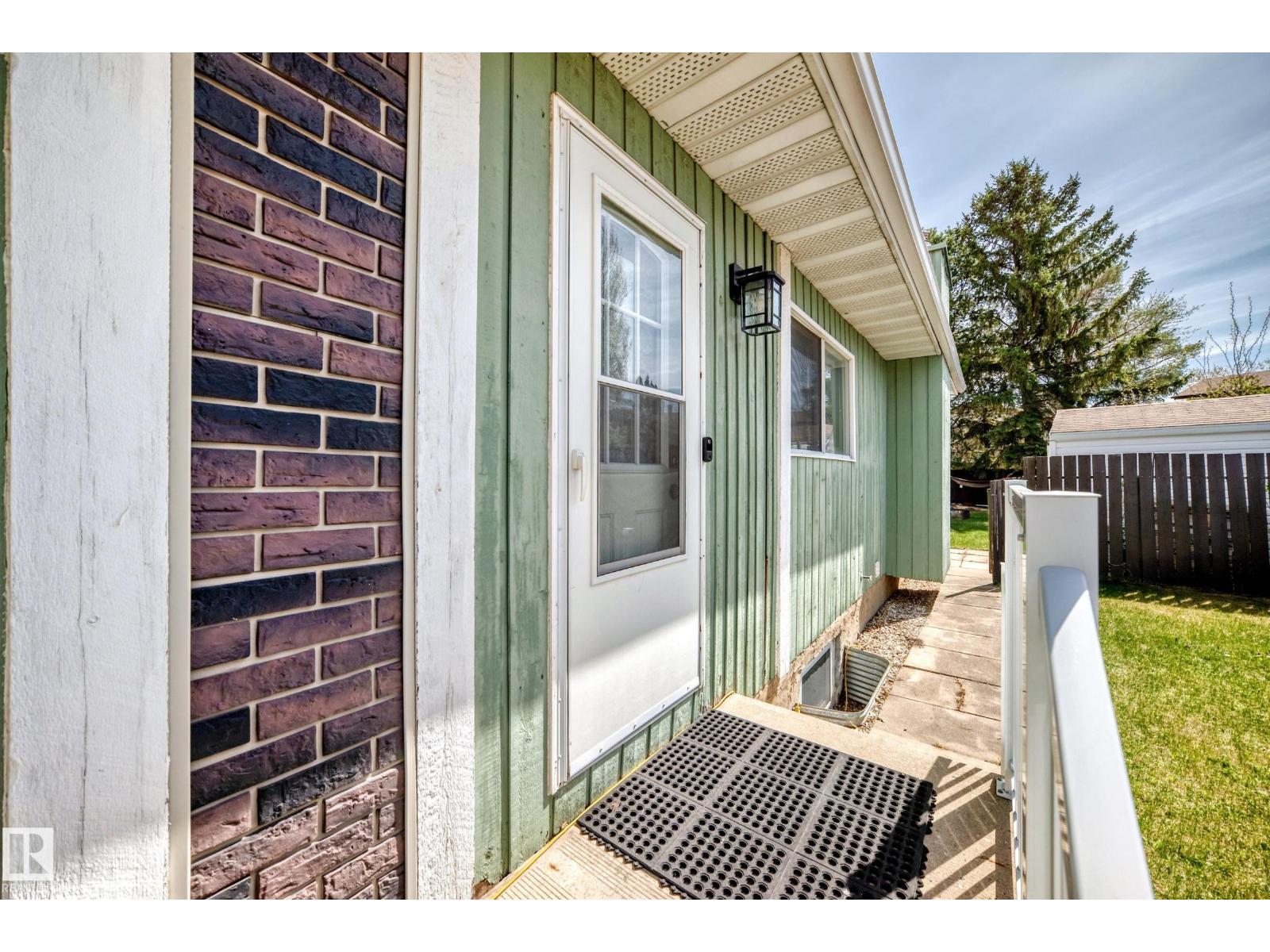 13911 23 ST NW