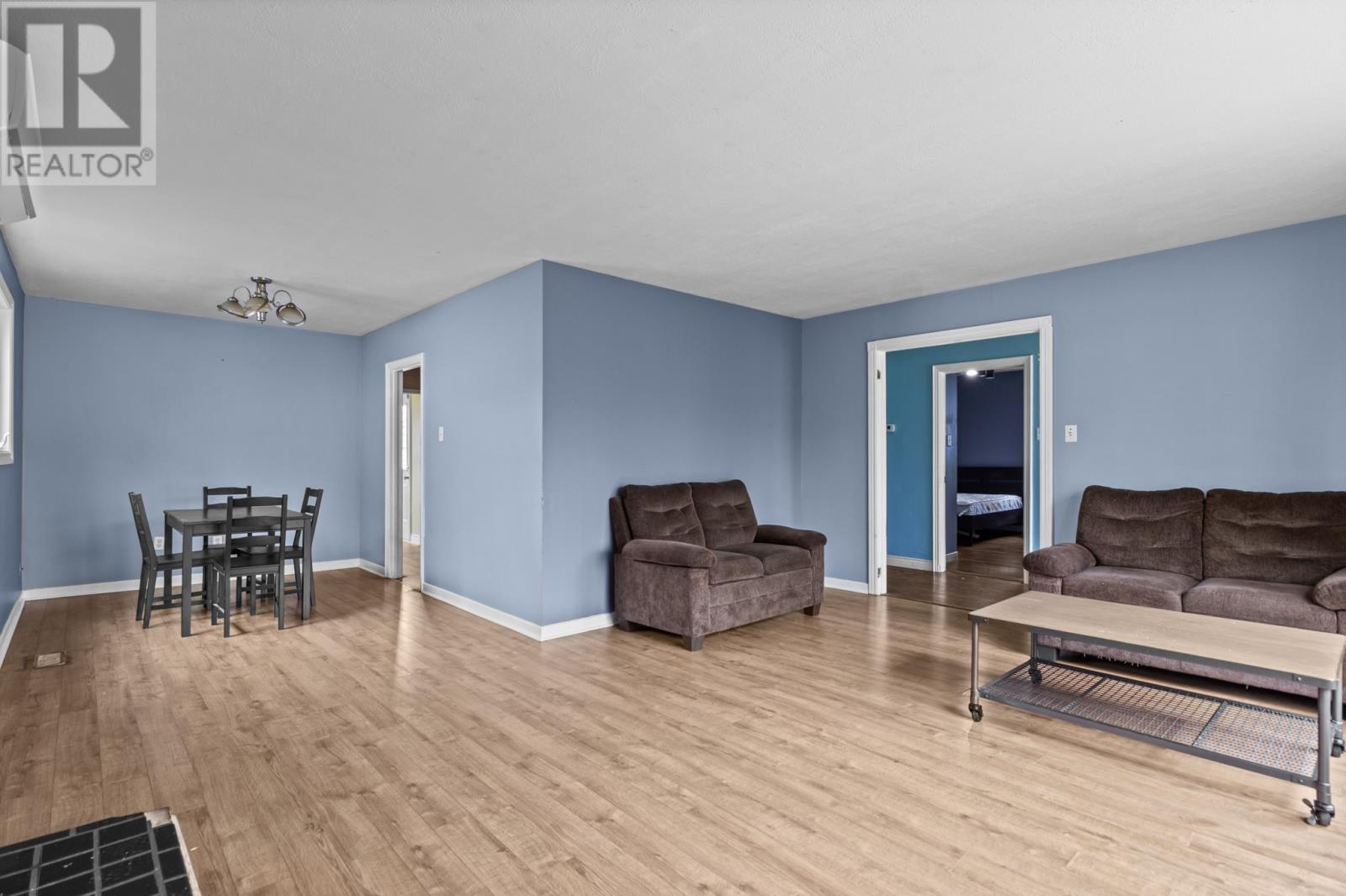19 Oxen Pond Road