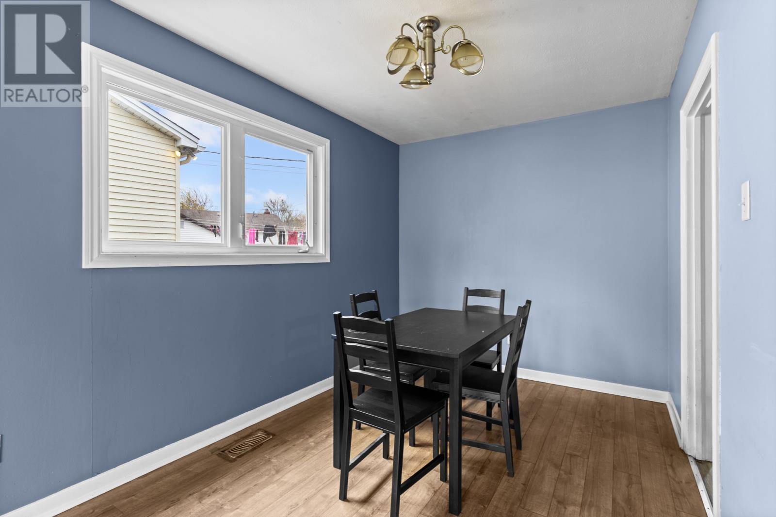 19 Oxen Pond Road
