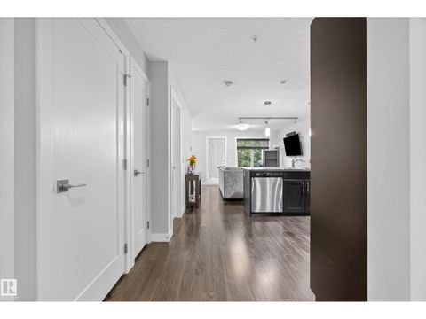 #107 1031 173 ST SW Edmonton AB T6W3E4