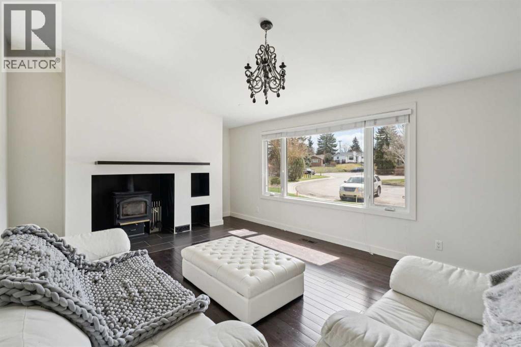 214 Springwood Place SW