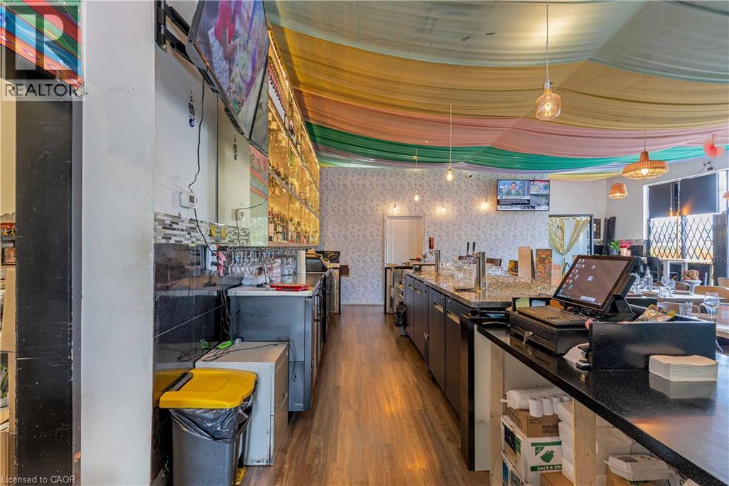 7454 AIRPORT Road Unit# A