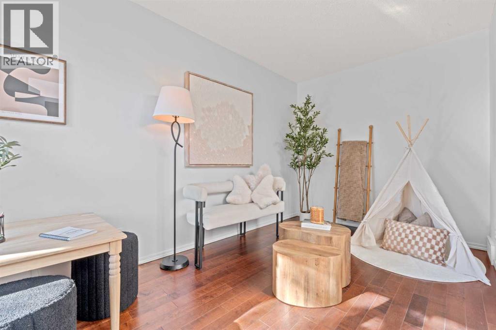 249 Mt Douglas Circle SE