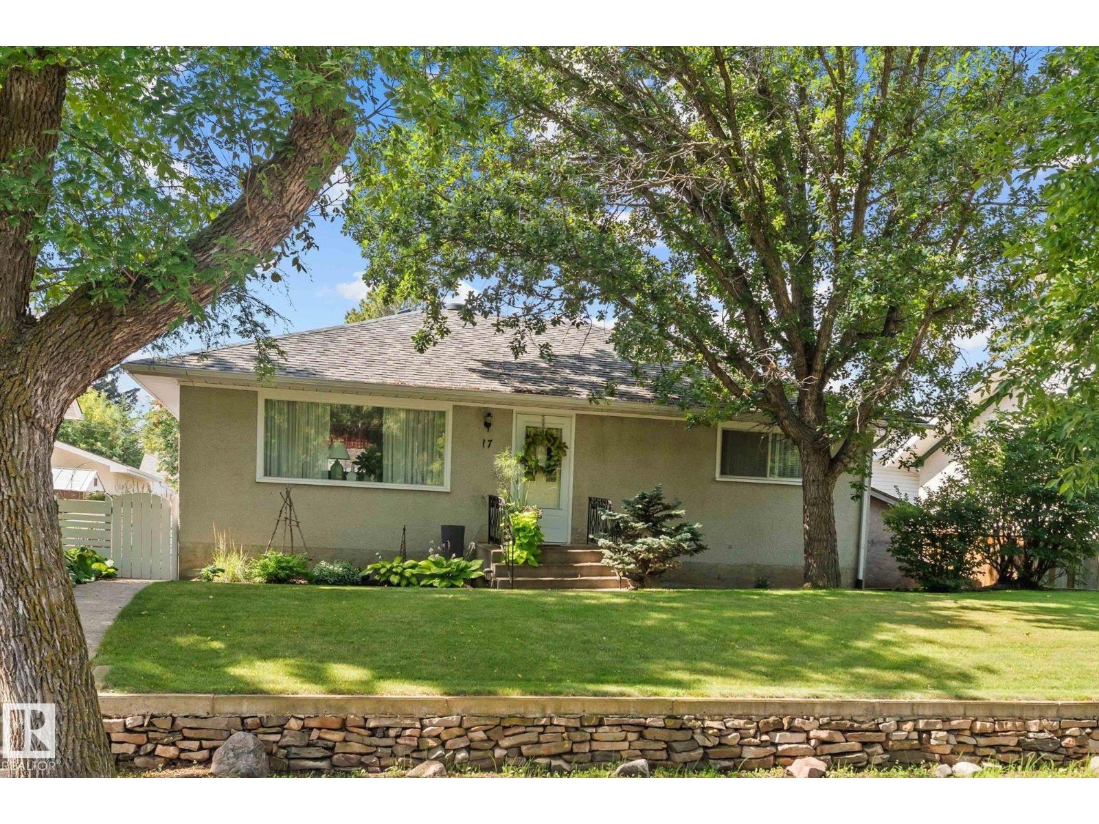 17 ELIZABETH DR