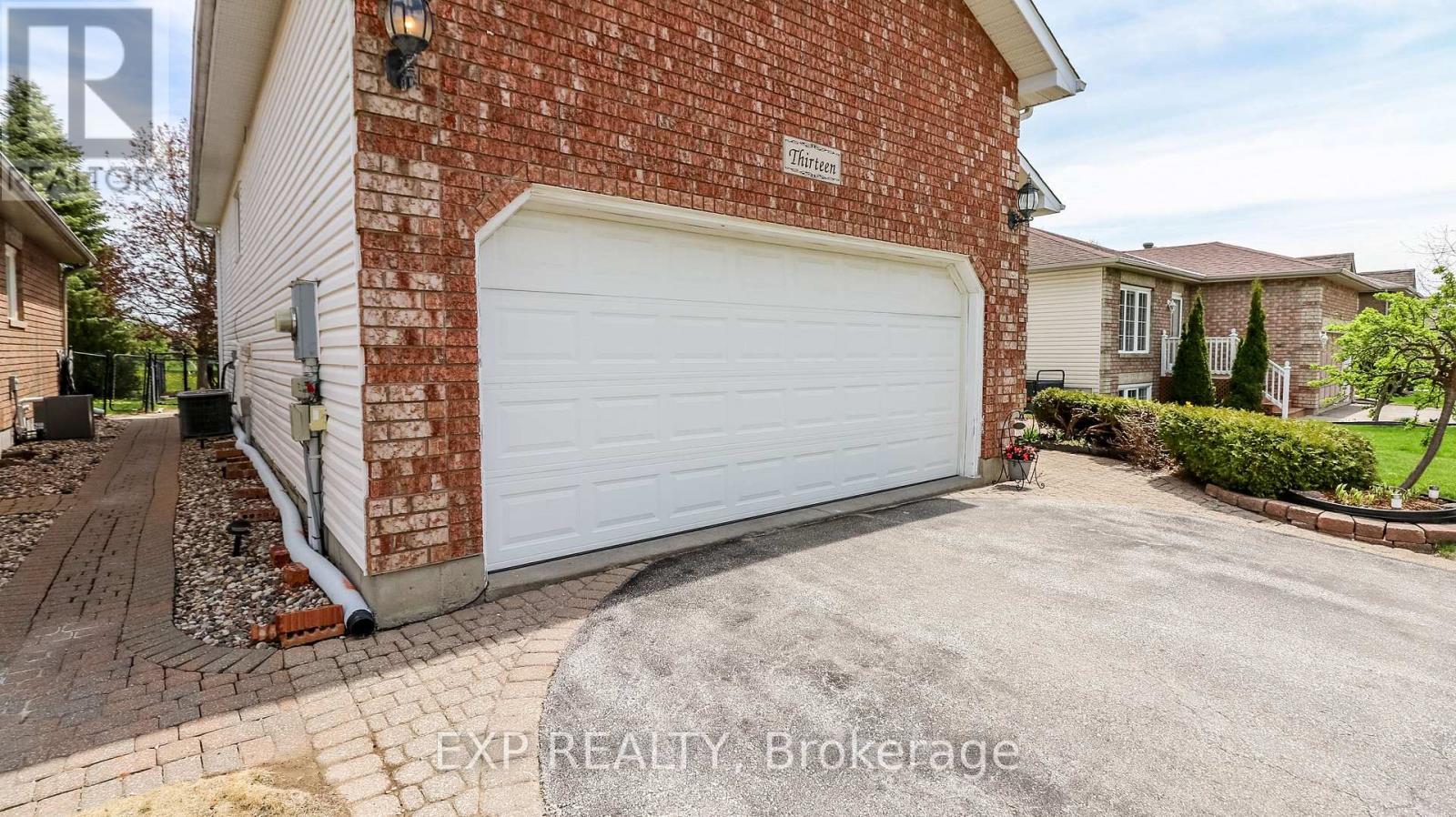 13 O'SHAUGHNESSY CRESCENT