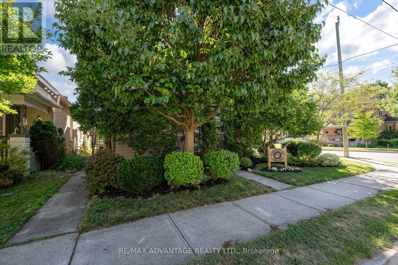110 MARLEY PLACE E