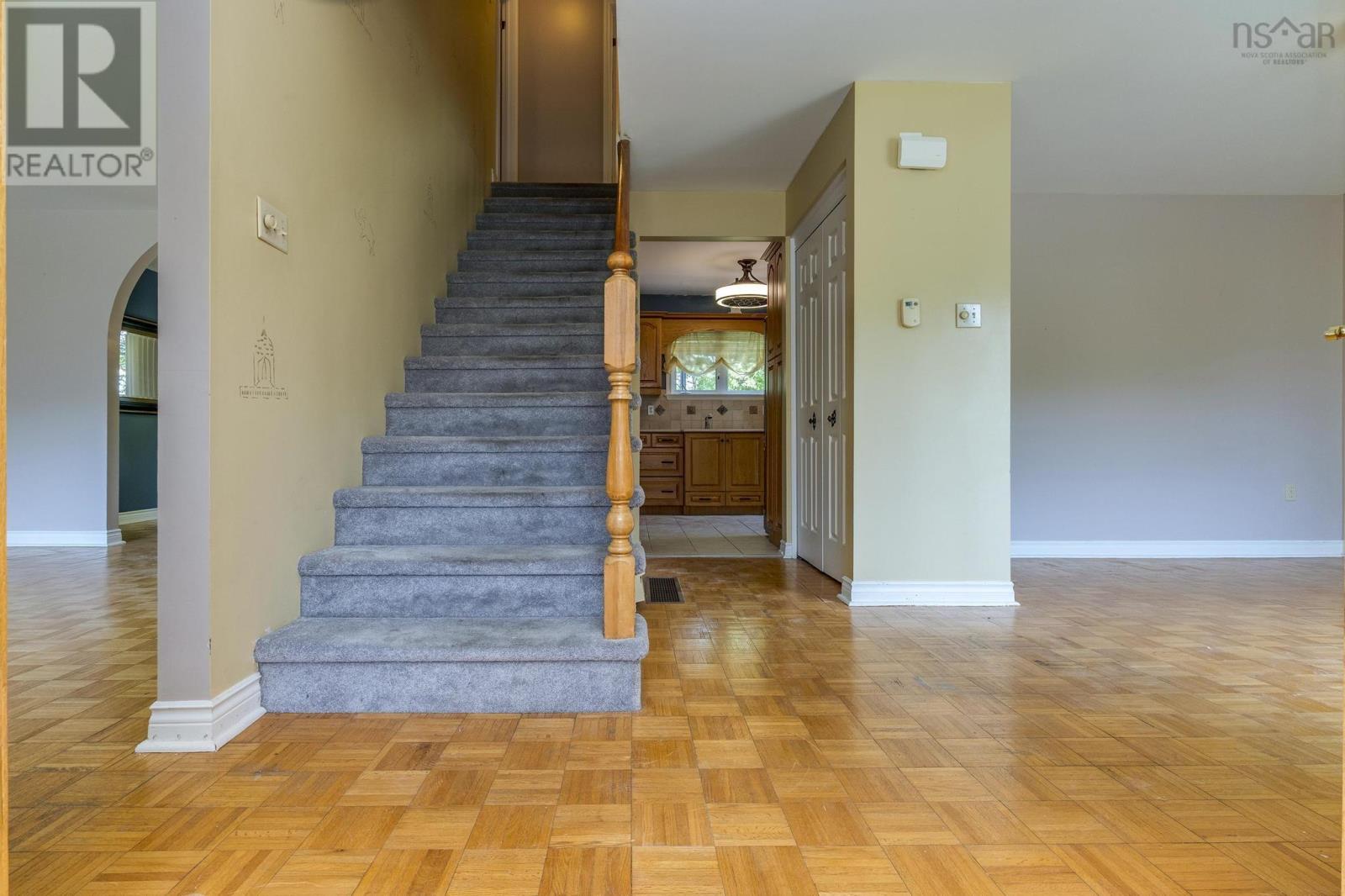 7 Orquel Court
