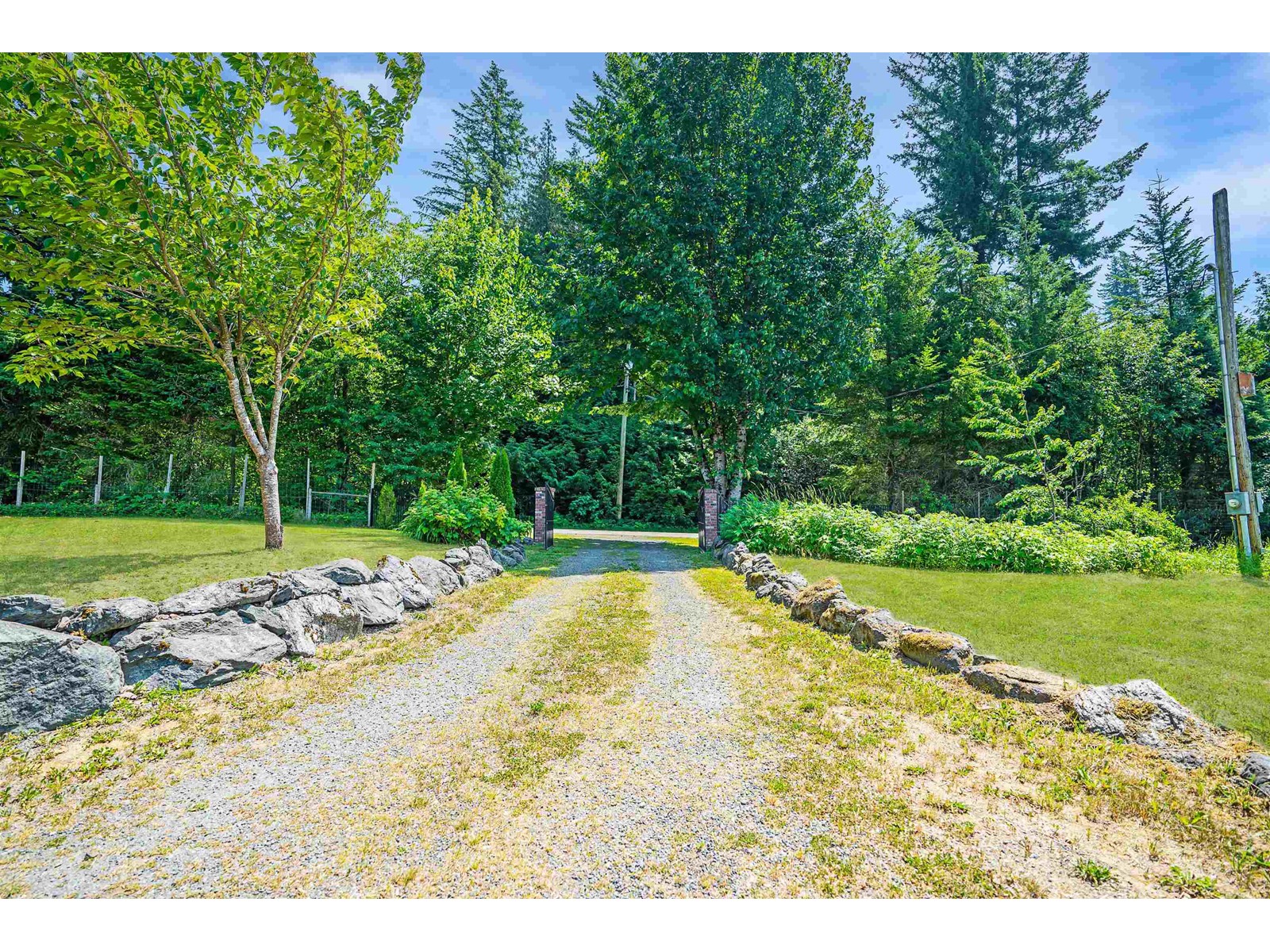 1185 COLUMBIA VALLEY ROAD|Columbia Valley