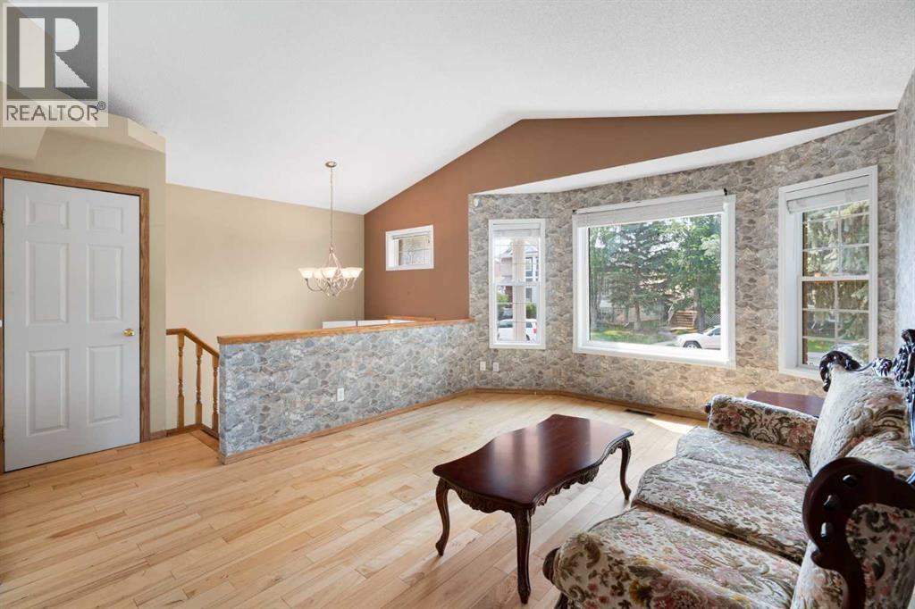 38 Hidden Spring Circle NW