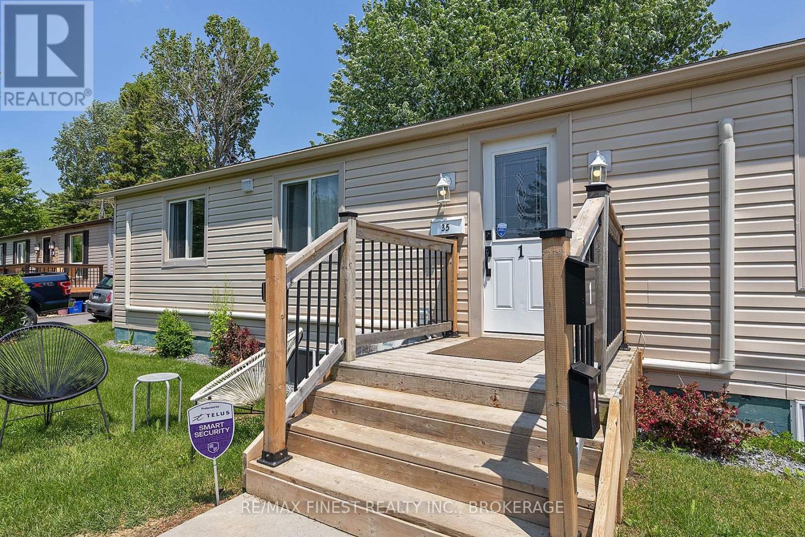 35 CLAIRTON PLACE