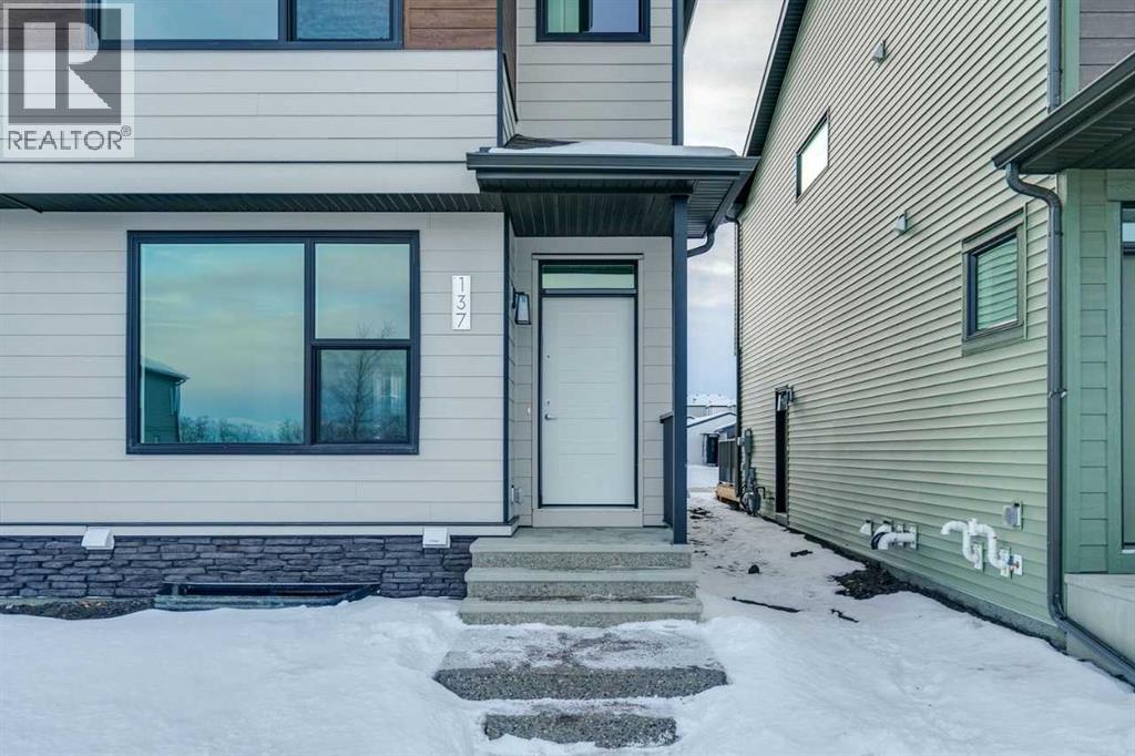 137 Silverton Glen Way SW