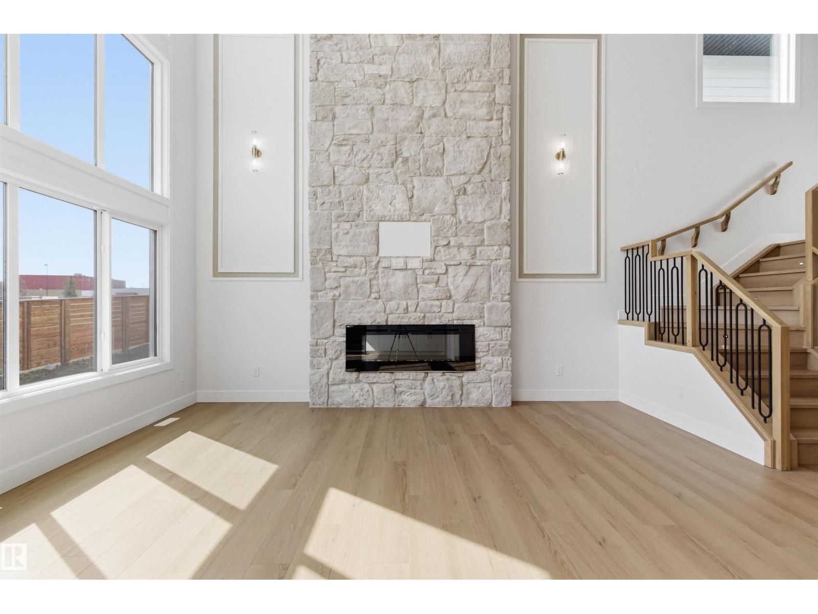 529 Ashgrove Circle
