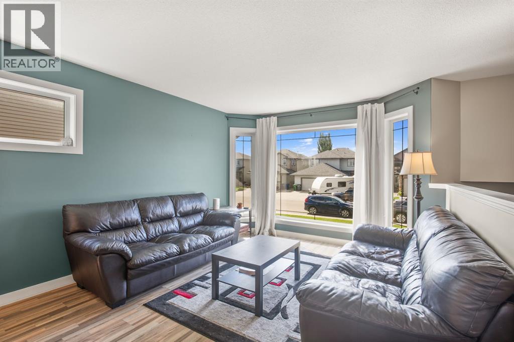 130 Larsen Crescent