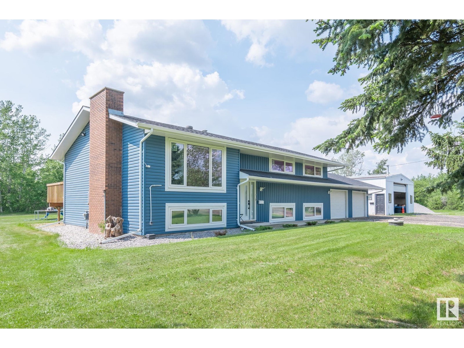 #253 22550 TWP RD 522