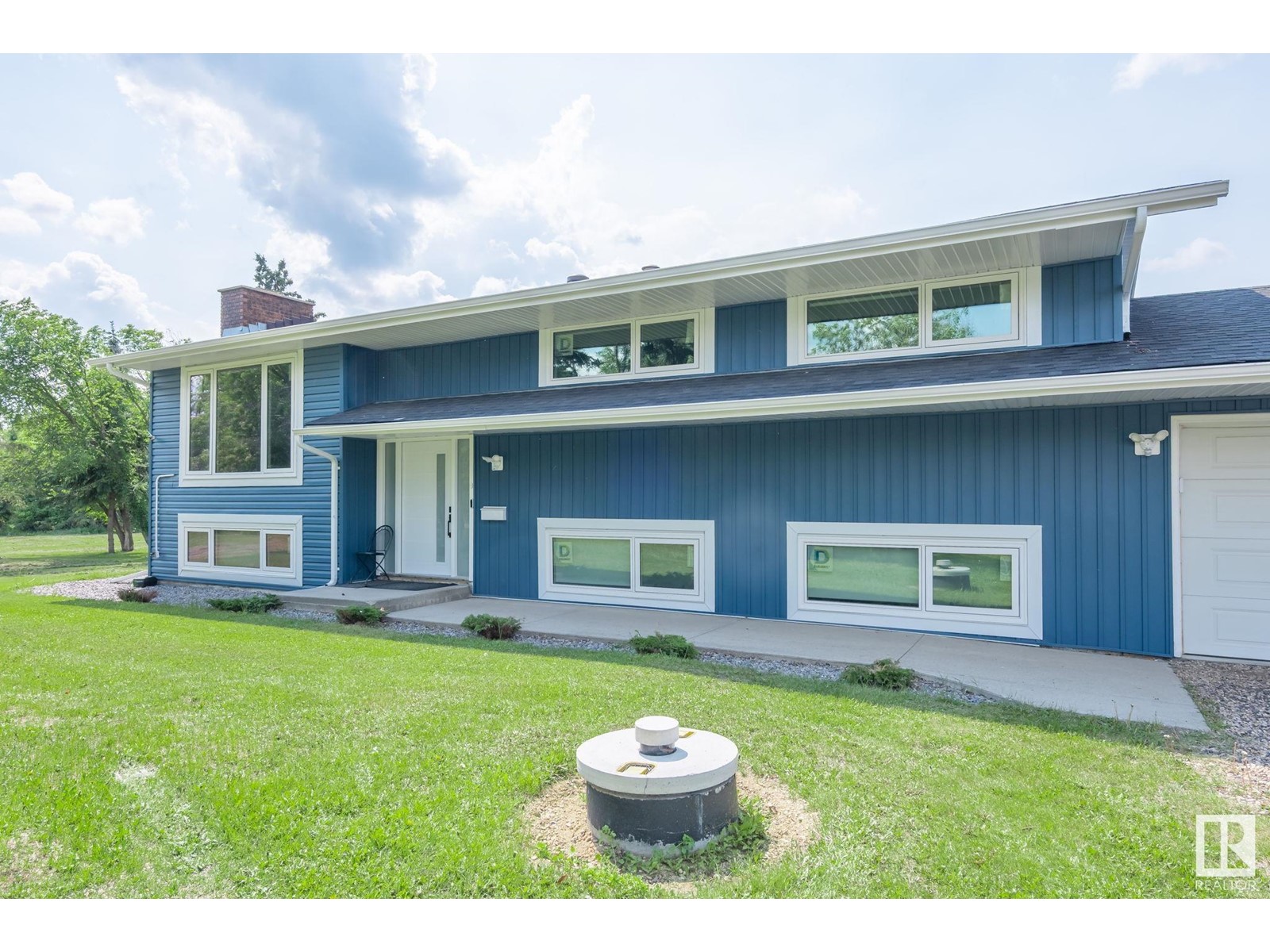 #253 22550 TWP RD 522