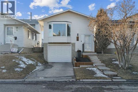 65 Tararidge Close NE Calgary AB T3J2P5