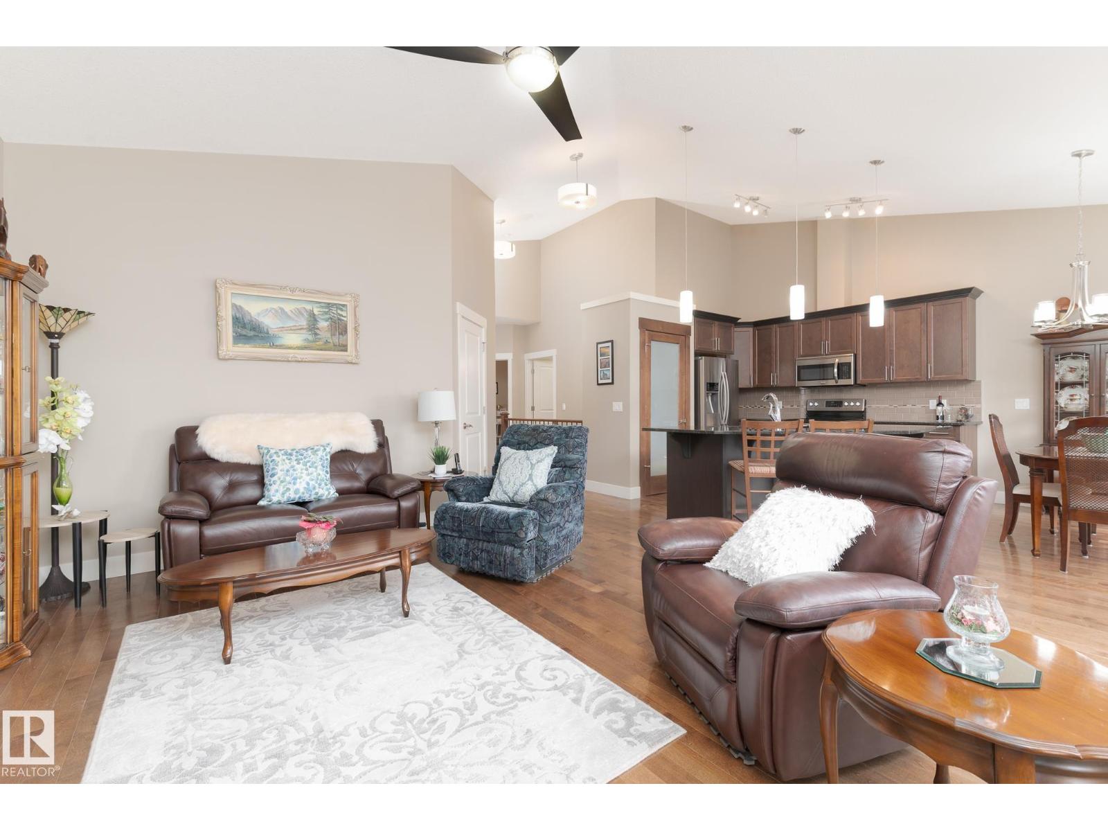 #207 50 HEATHERGLEN DR