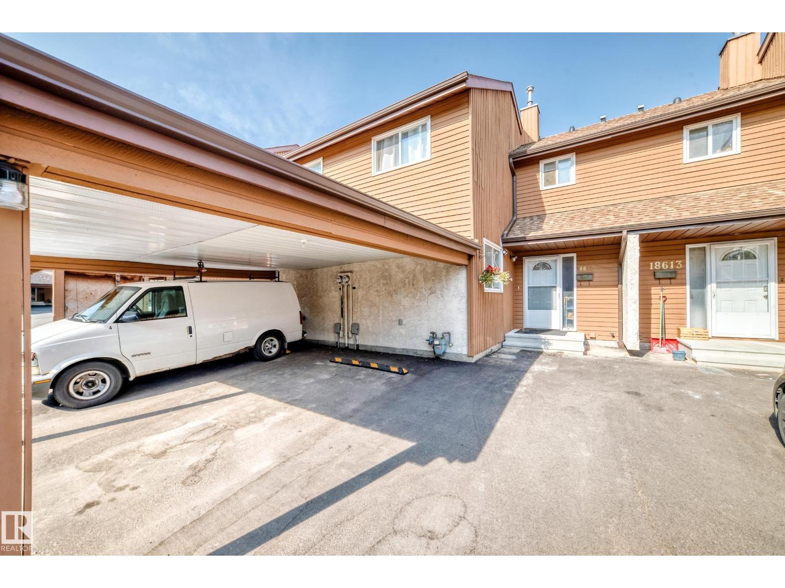 18611 66 AV NW