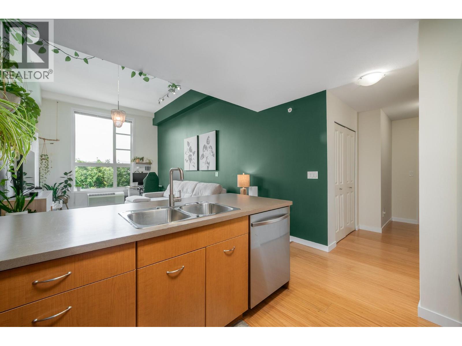 533 Yates Road Unit# 417