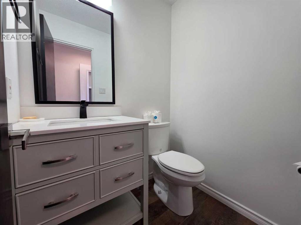 22, 4025 Glacier Avenue S