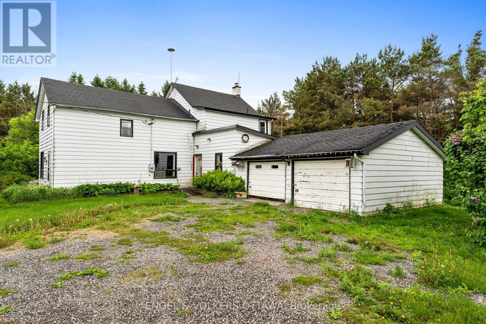 1344 RODNEY LANE