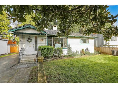 1554 STEVENS STREET White Rock BC V4B4Y5