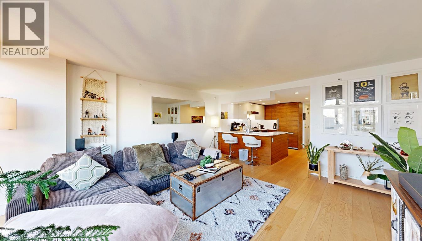 1901 930 CAMBIE STREET