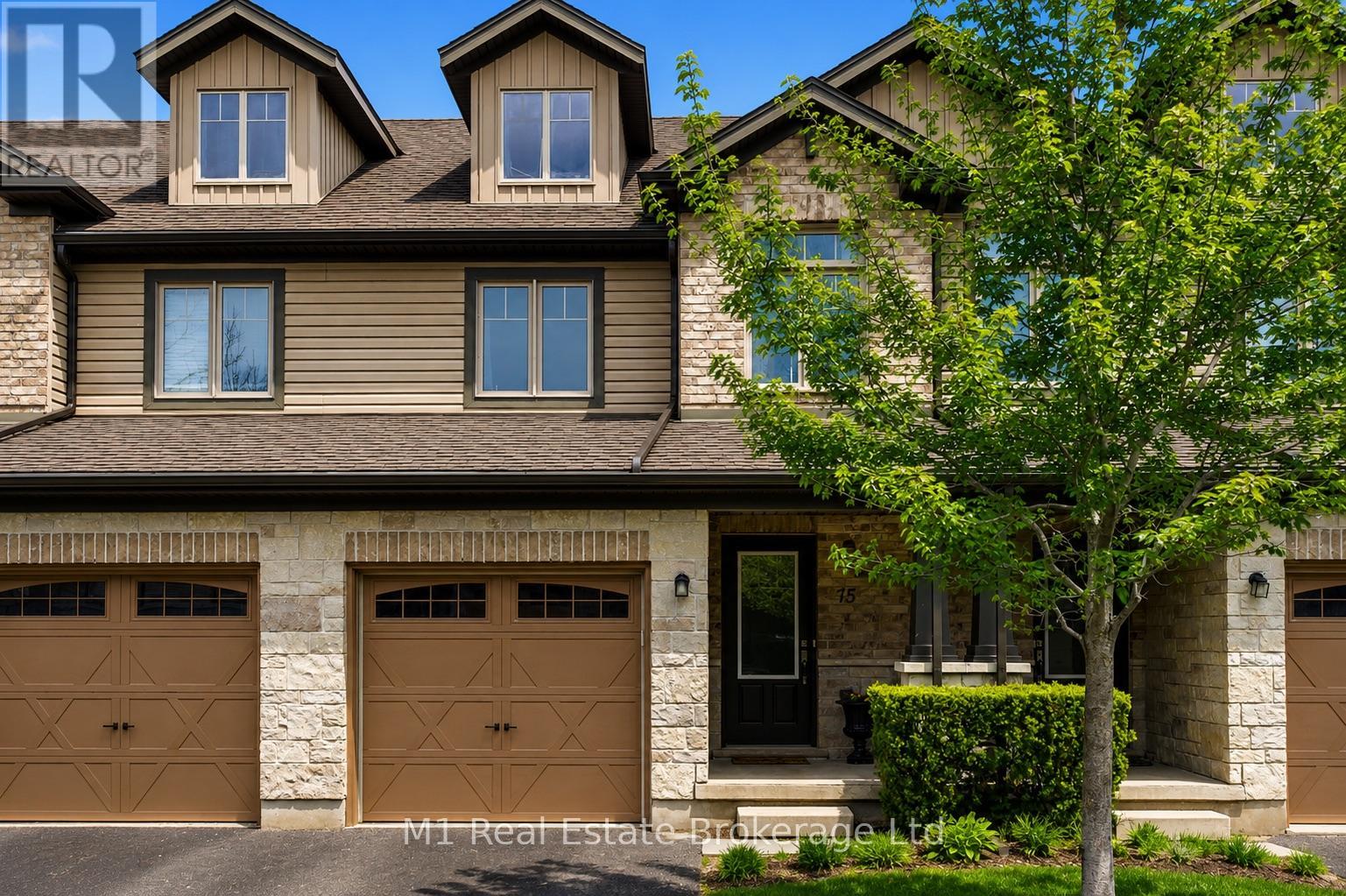 75 ARLINGTON CRESCENT