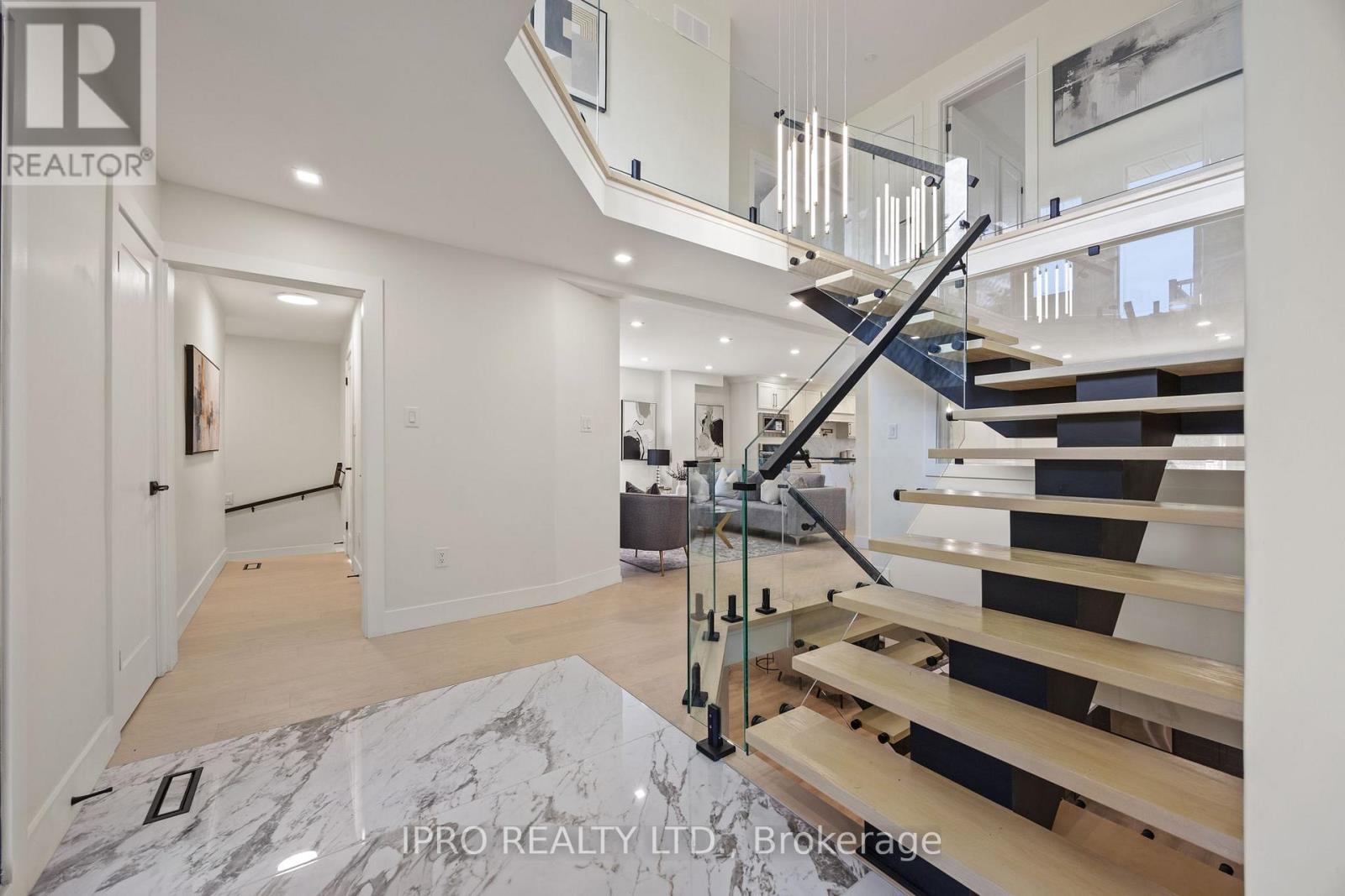 3049 GOLDEN ORCHARD DRIVE