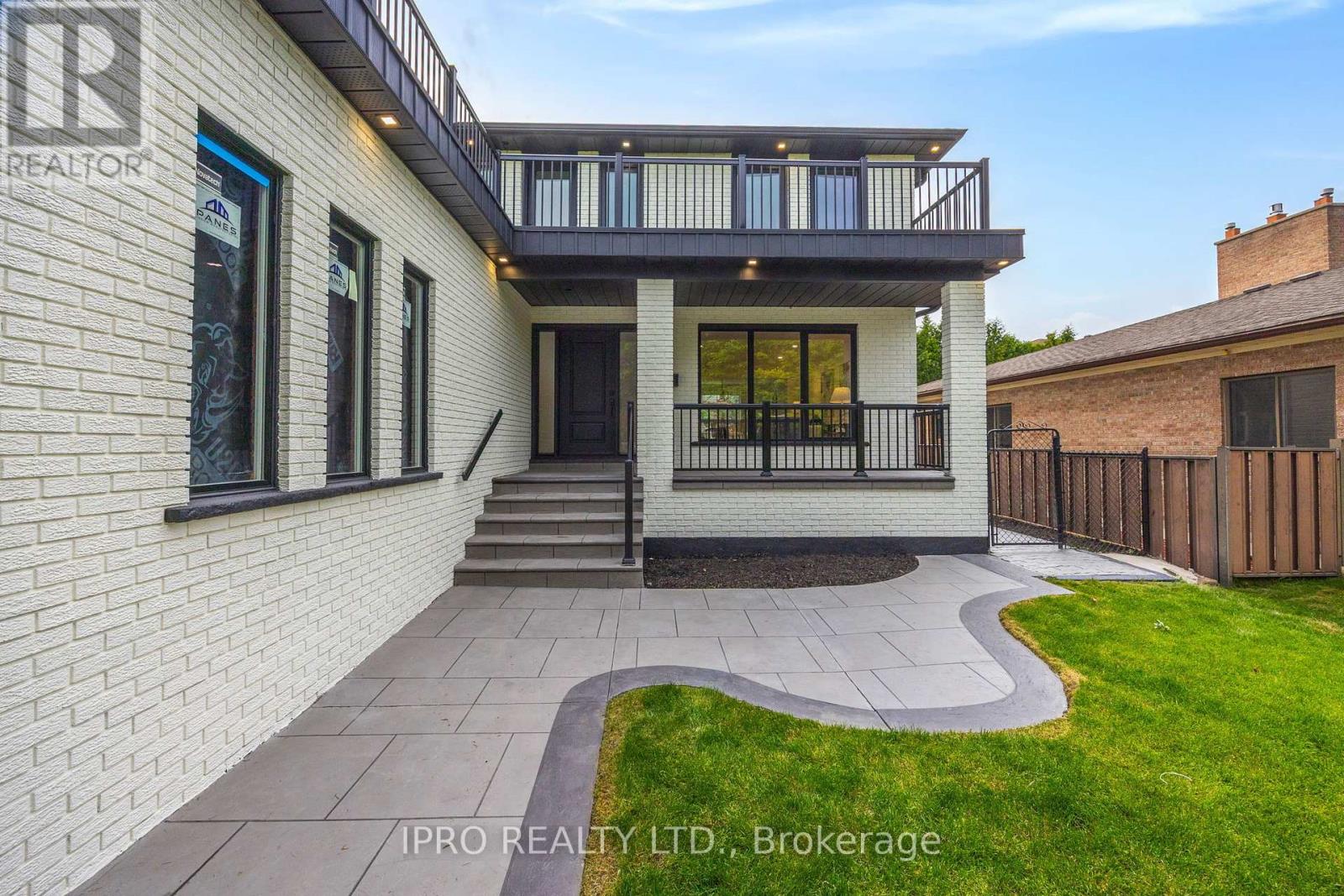 3049 GOLDEN ORCHARD DRIVE