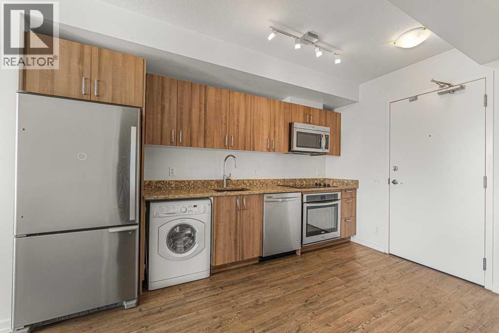 1009, 450 8 Avenue SE